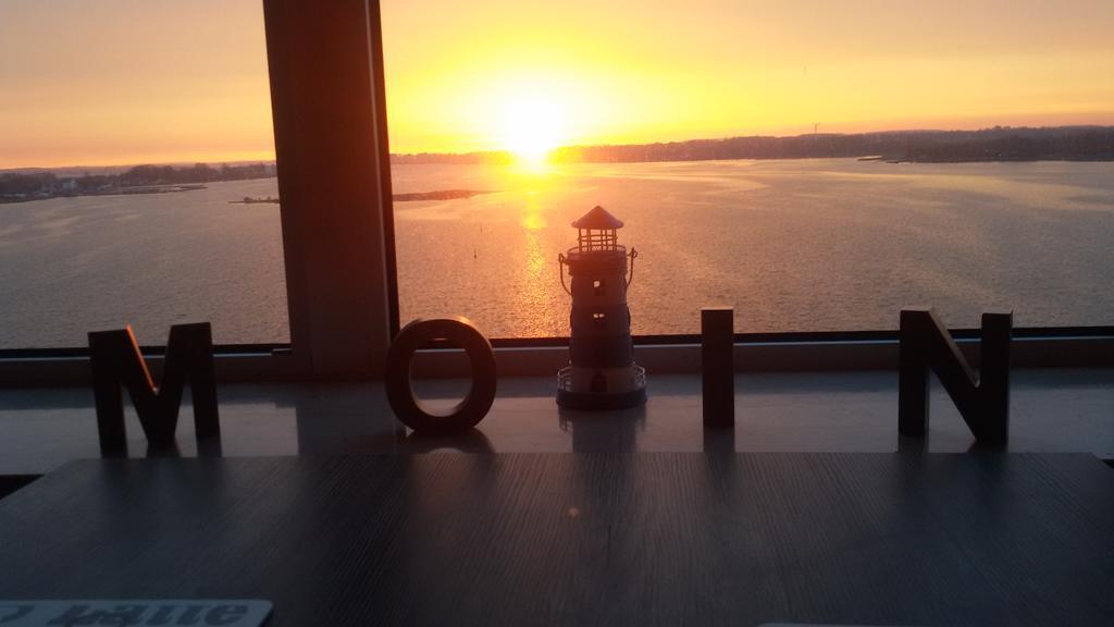 Ostseefjord-Schlei-Blick Im Wikingturm Schleswig Ngoại thất bức ảnh