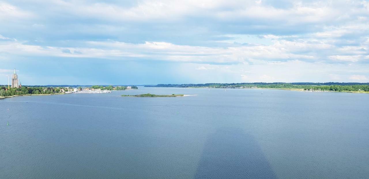 Ostseefjord-Schlei-Blick Im Wikingturm Schleswig Ngoại thất bức ảnh